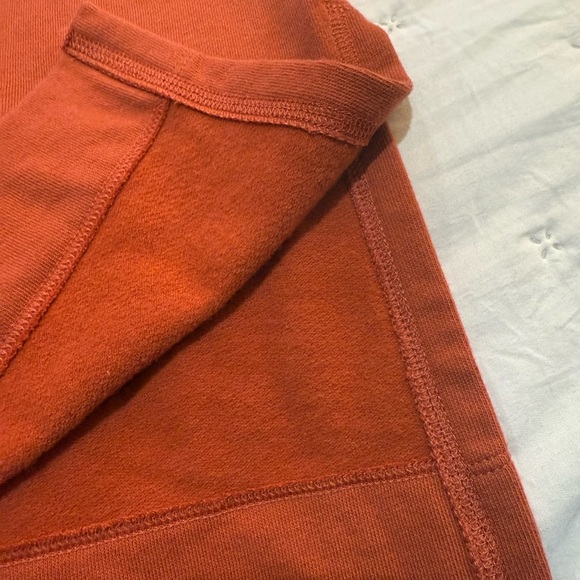 Gap Women’s Rust Colored Oversized Sweatshirt NWT Size Medium - Picture 4 of 8
